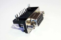 DS1037-09FNAKT74-0CC  9LU DSUB 90¡ Dißi    PCB Tip DS1037-09FNAKT74-0CC