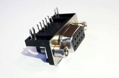 DS1037-09FNAKT74-0CC 9LU DSUB 90° Dişi PCB Tip DS1037-09FNAKT74-0CC - 1