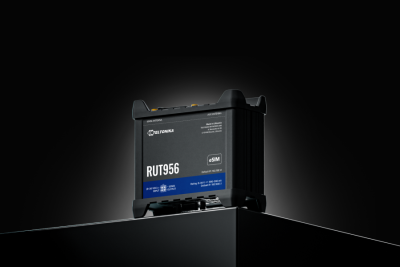 RUT956 LTE Cat 4 Router - 1